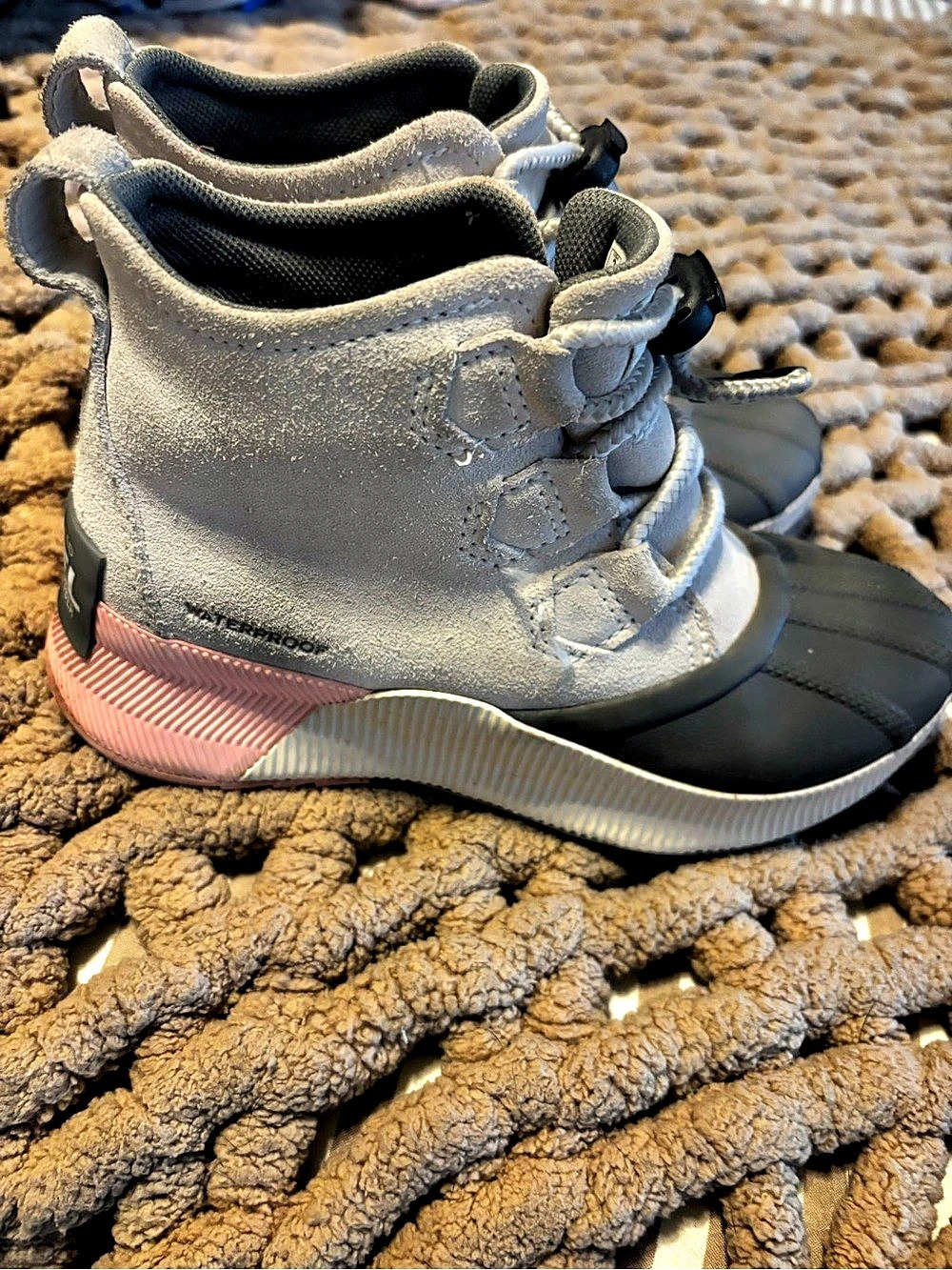Kids Sorel Out N About III Classic Waterproof Duck Boots Gray & Pink US 2